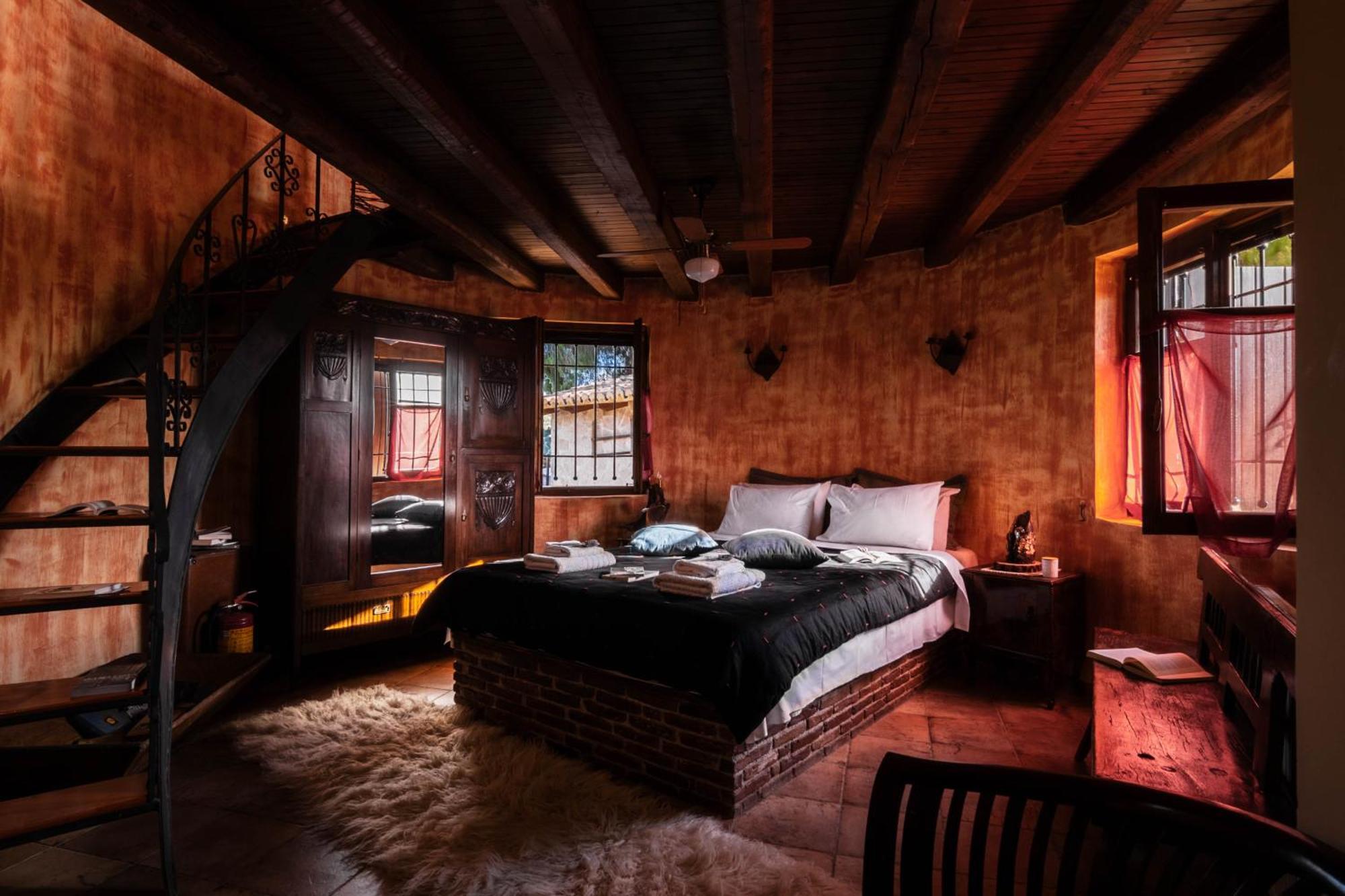 Vintage Stone House Where Calm Lives Amarianos Exterior foto